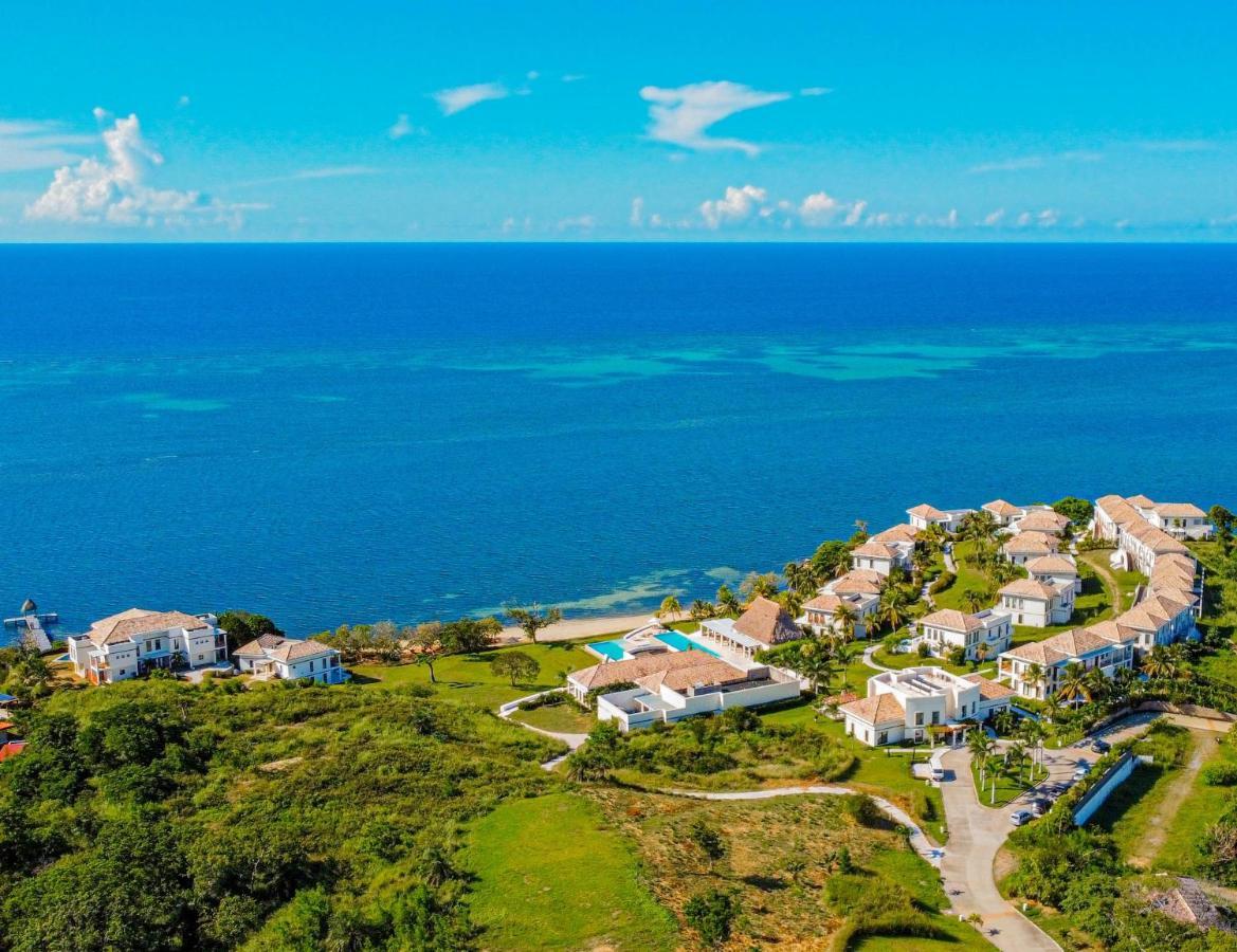 Las Verandas Hotel & Villas First Bight Exteriör bild